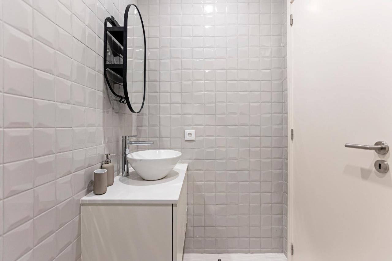 31 Janeiro 157 - Charming 1Br Flat W/ Ac & Balcony By Lovelystay Porto Eksteriør billede